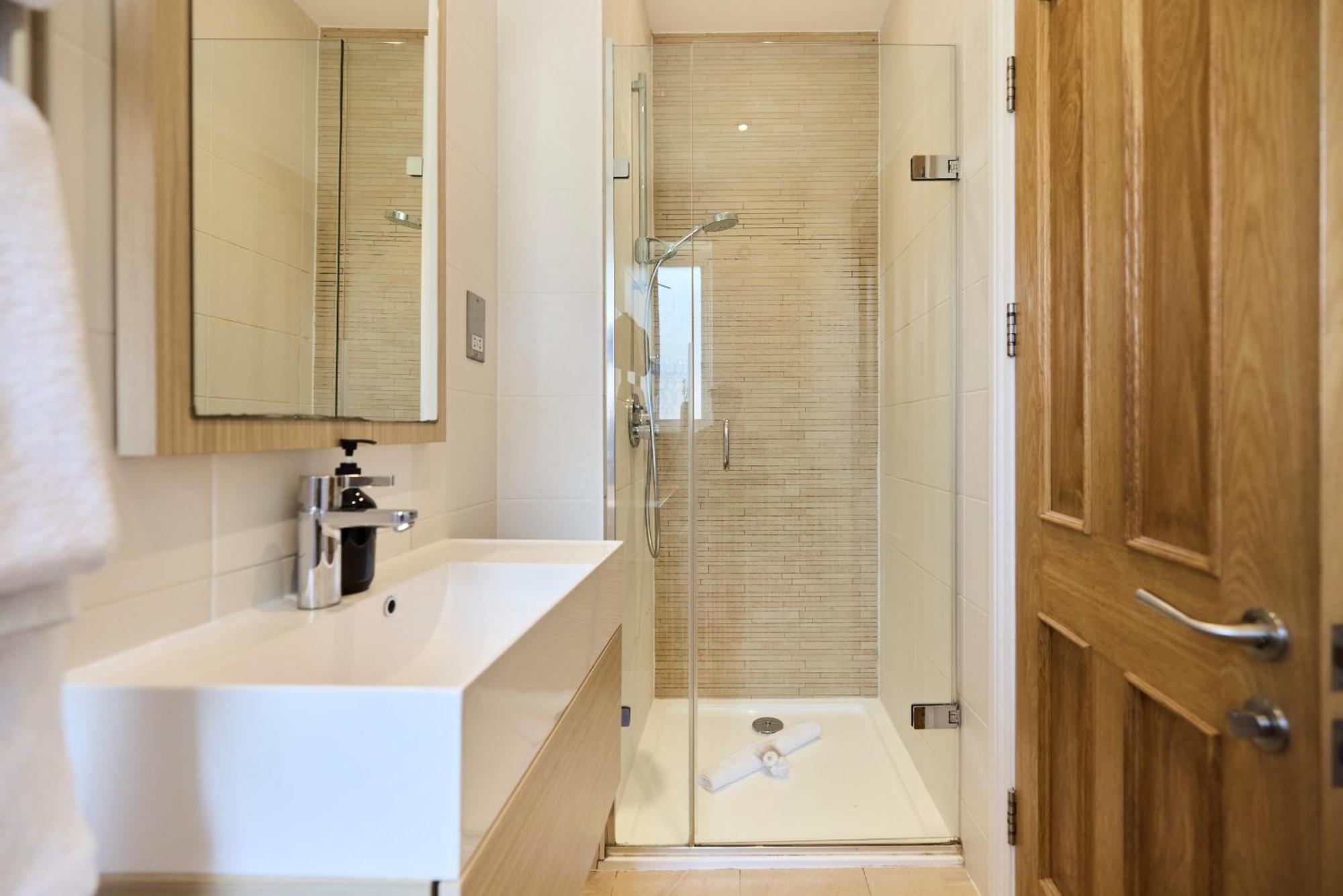 The Porchester Gardens - Modern & Bright 4Bdr With Garden And Parking London Bagian luar foto